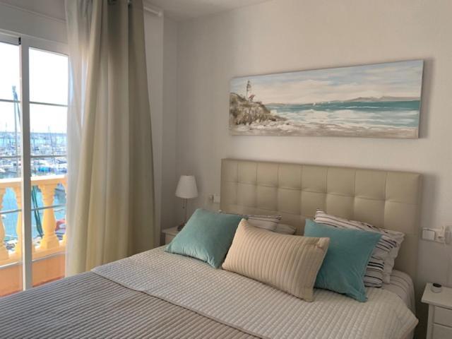 טורבייחה Apartamento Marina Port Sea View מראה חיצוני תמונה